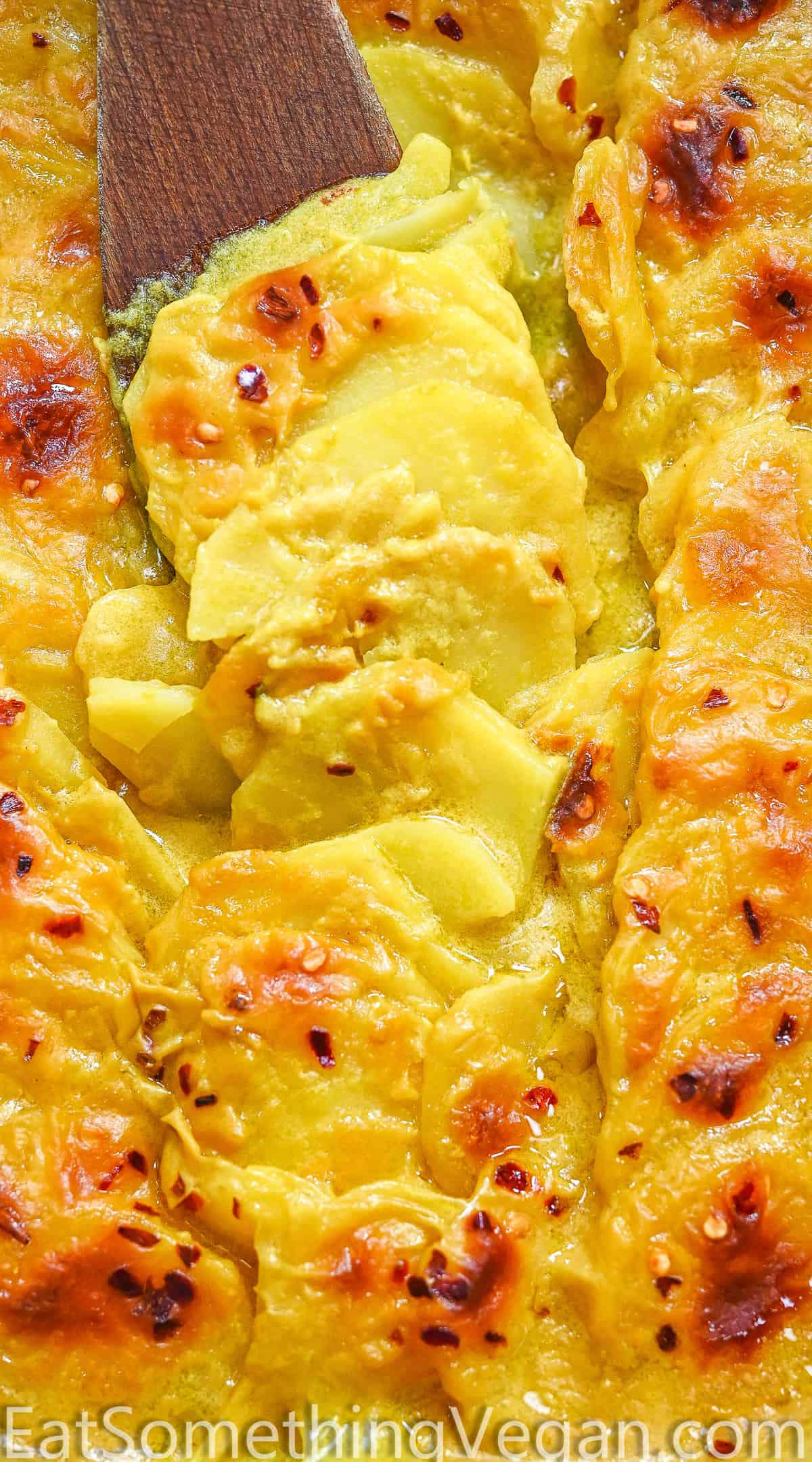 Vegan Scalloped Potatoes - Eat Something Vegan