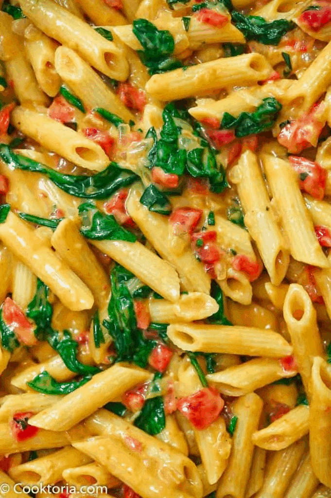 Creamy Roasted Pepper Pasta with Spinach