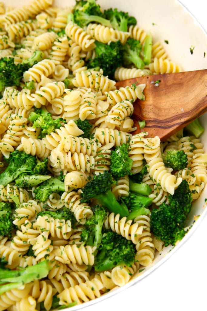 Vegan Broccoli Pasta