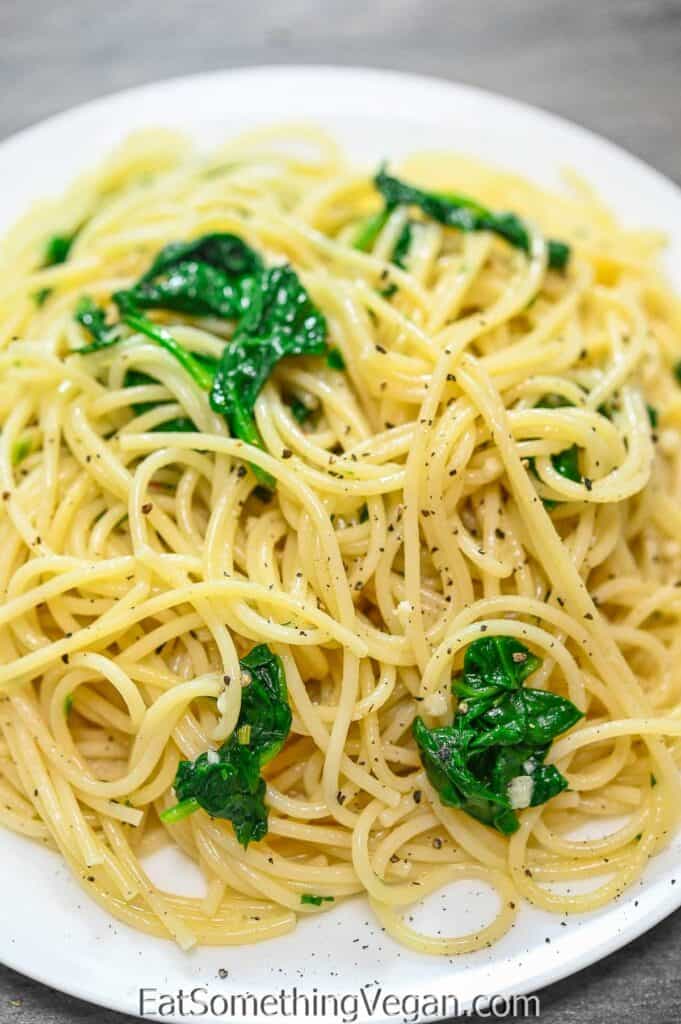 Spaghetti Aglio e Olio with Spinach on a plate