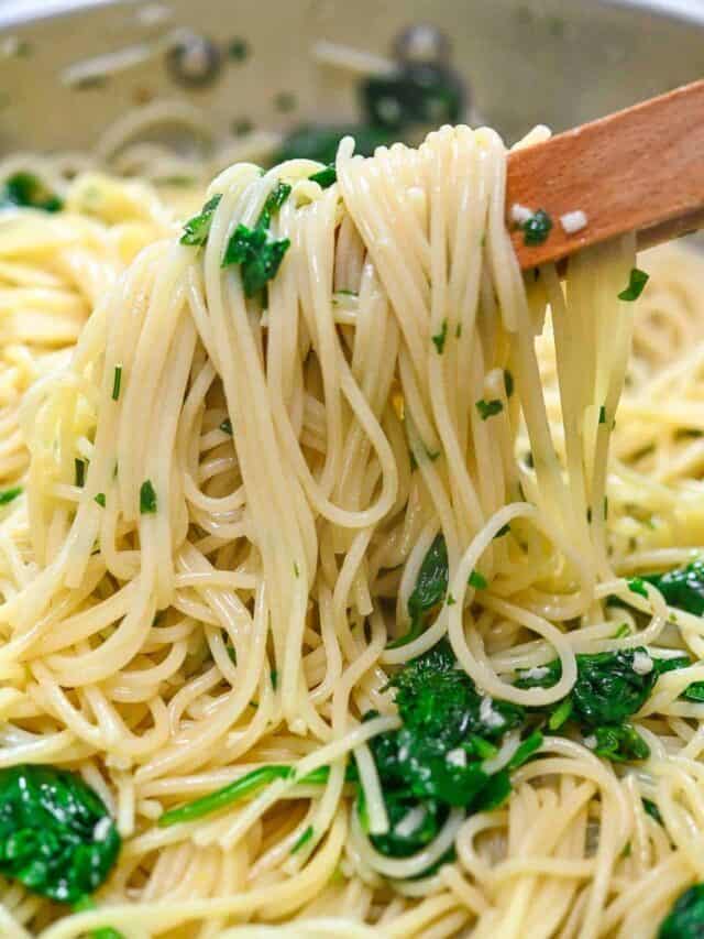 Spaghetti Aglio e Olio with Spinach