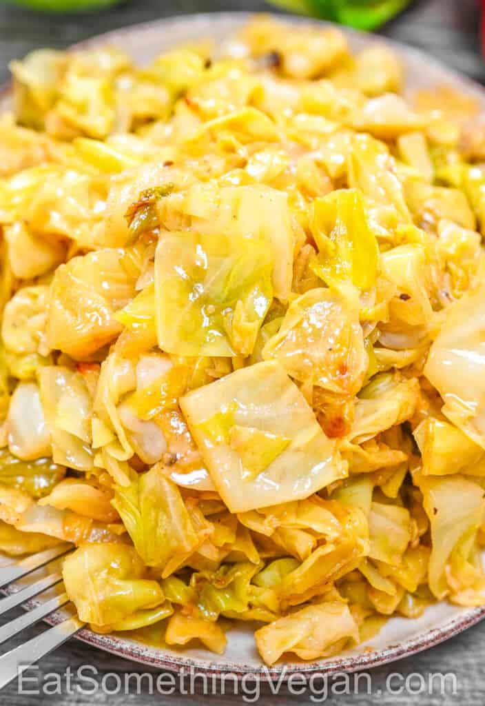 Roasted cabbage salad served close-up
