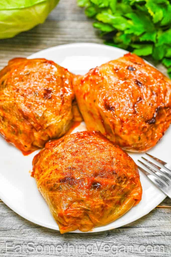 Baked Cabbage Bombs served on a plate
